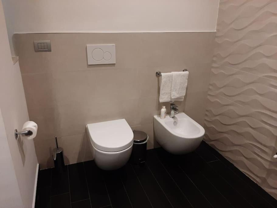 Belfrontizio Apartment Acireale Luaran gambar
